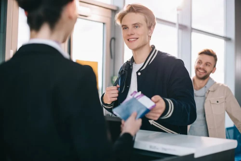 Odprawa na lotnisku co to - kluczowe informacje i najczęstsze błędy